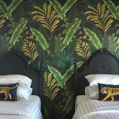 Wiw Mini Hotel